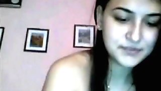 Amatuer Collage Teen Shows Feet and Squirts on Webcam